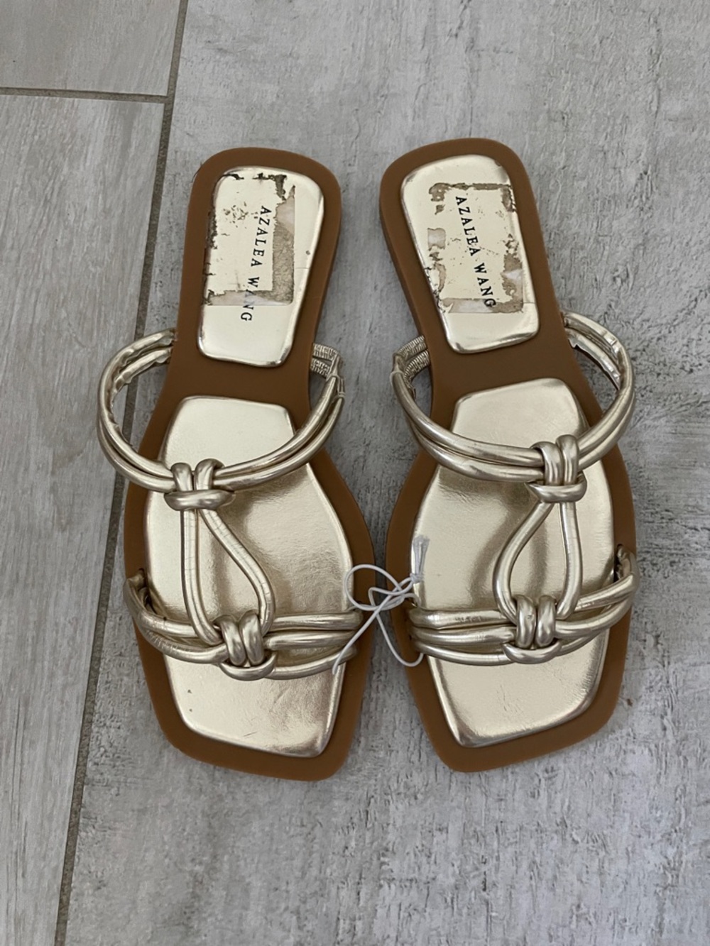 Azalea Wang Women's Metallic Gold Knotted Slide Sandals